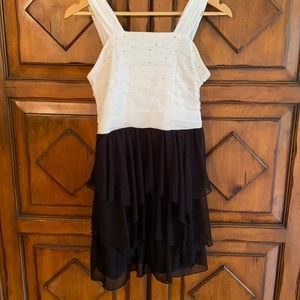 Juniors size 16, white sequin/black tiered dress